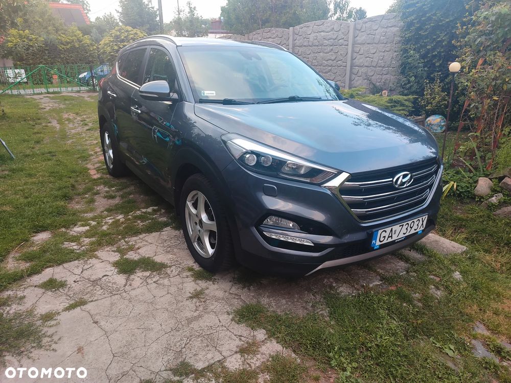 Hyundai Tucson 2.0 CRDI BlueDrive Style 2WD - 1