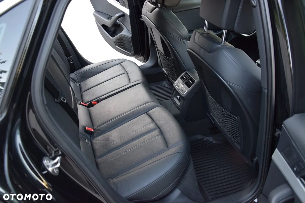 Audi A4 Limousine 2.0 TFSI S tronic sport - 18