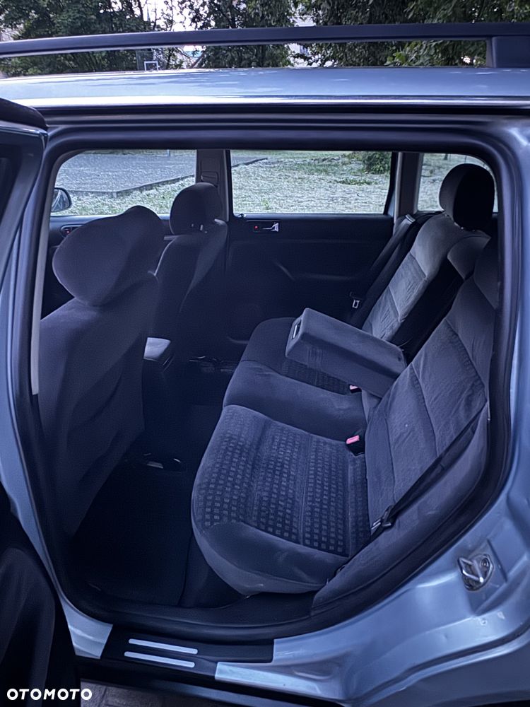 Volkswagen Passat - 3