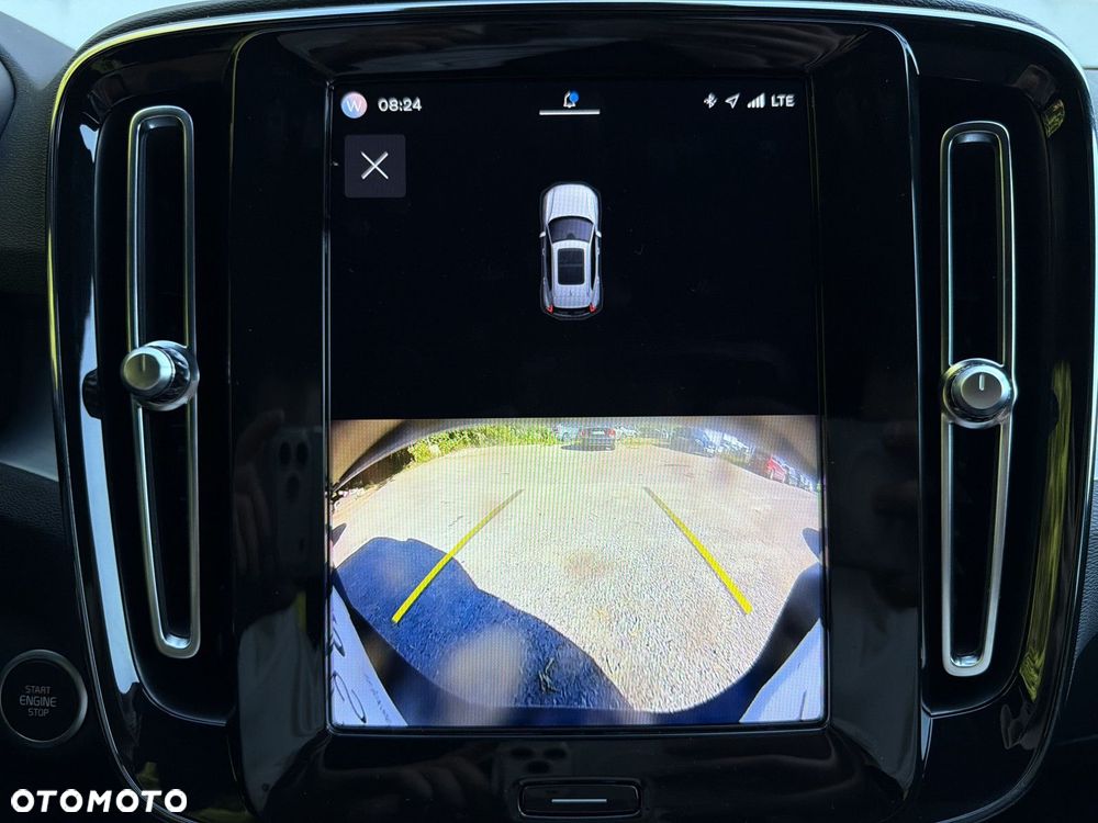 Volvo XC 40 - 28