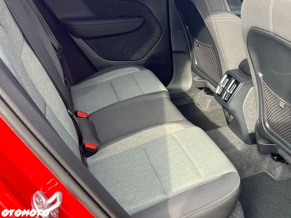 Volvo XC 40 B4 AWD Ultimate Dark - 25