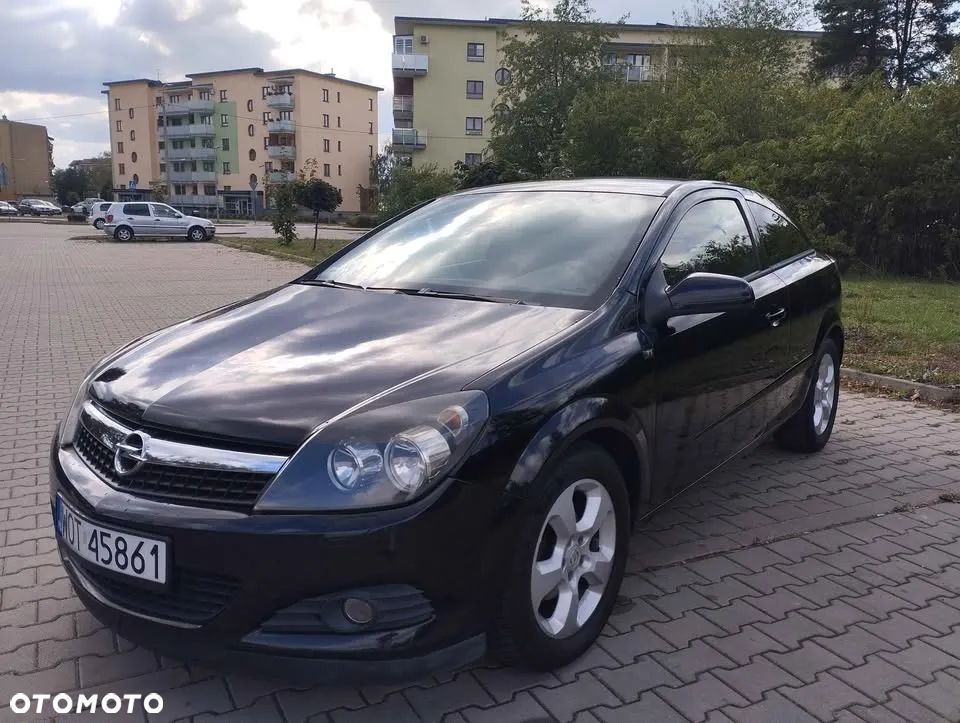 Opel Astra III GTC 1.8 Sport - 1