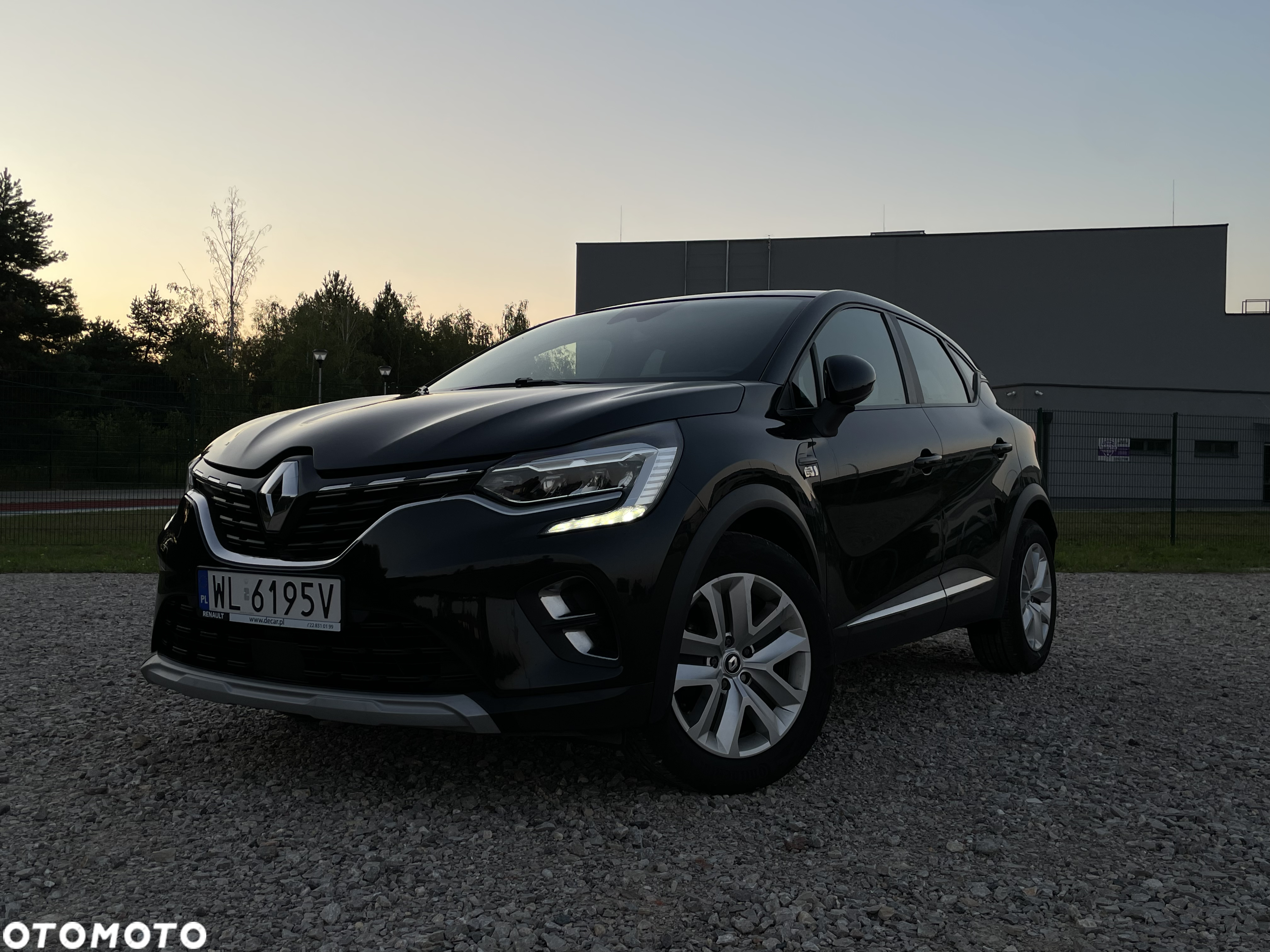 Renault Captur 1.3 TCe mHEV Intens EDC - 10