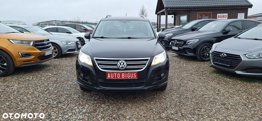 Volkswagen Tiguan - 2