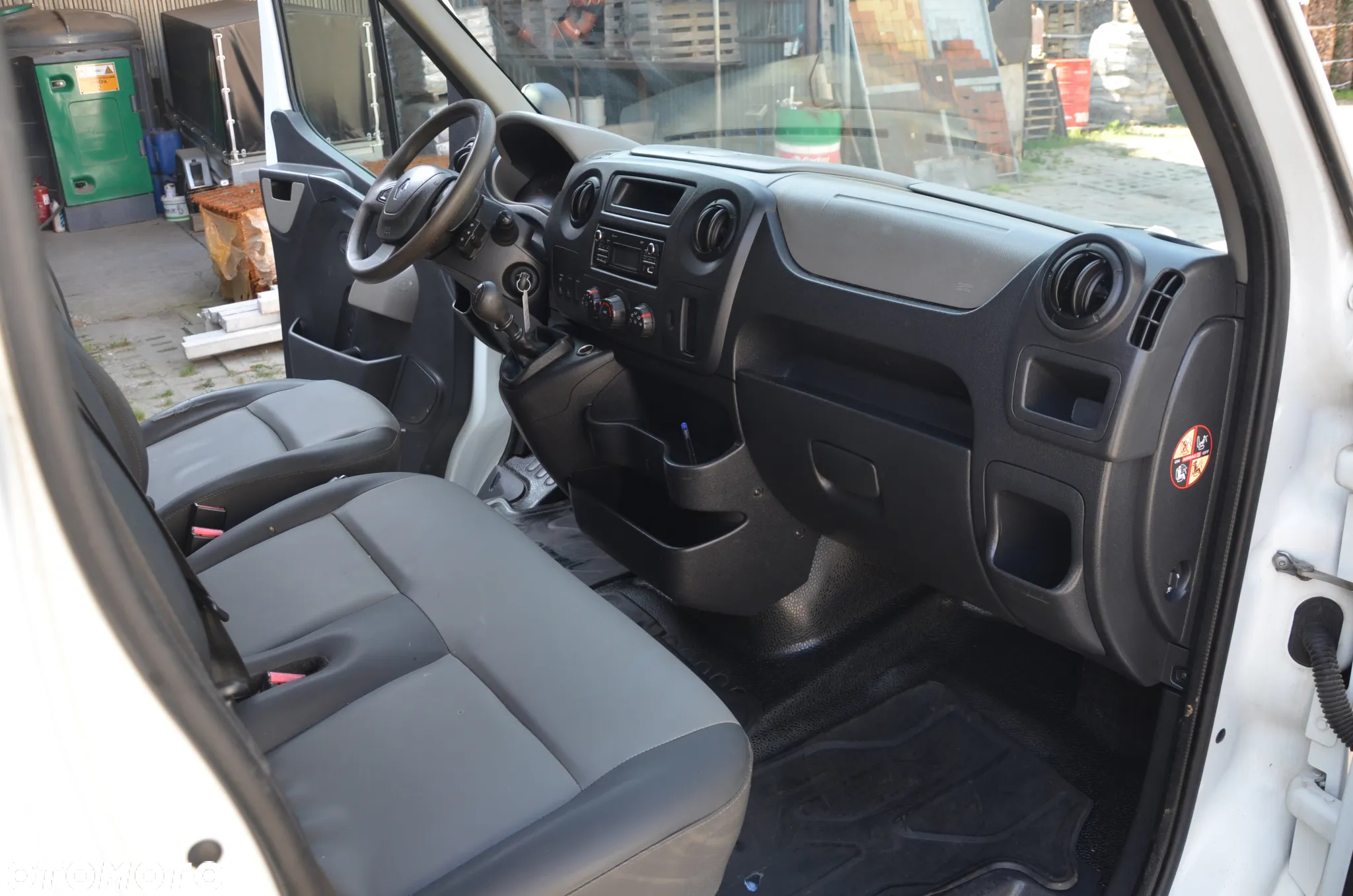 Renault MASTER L2H2 - 17