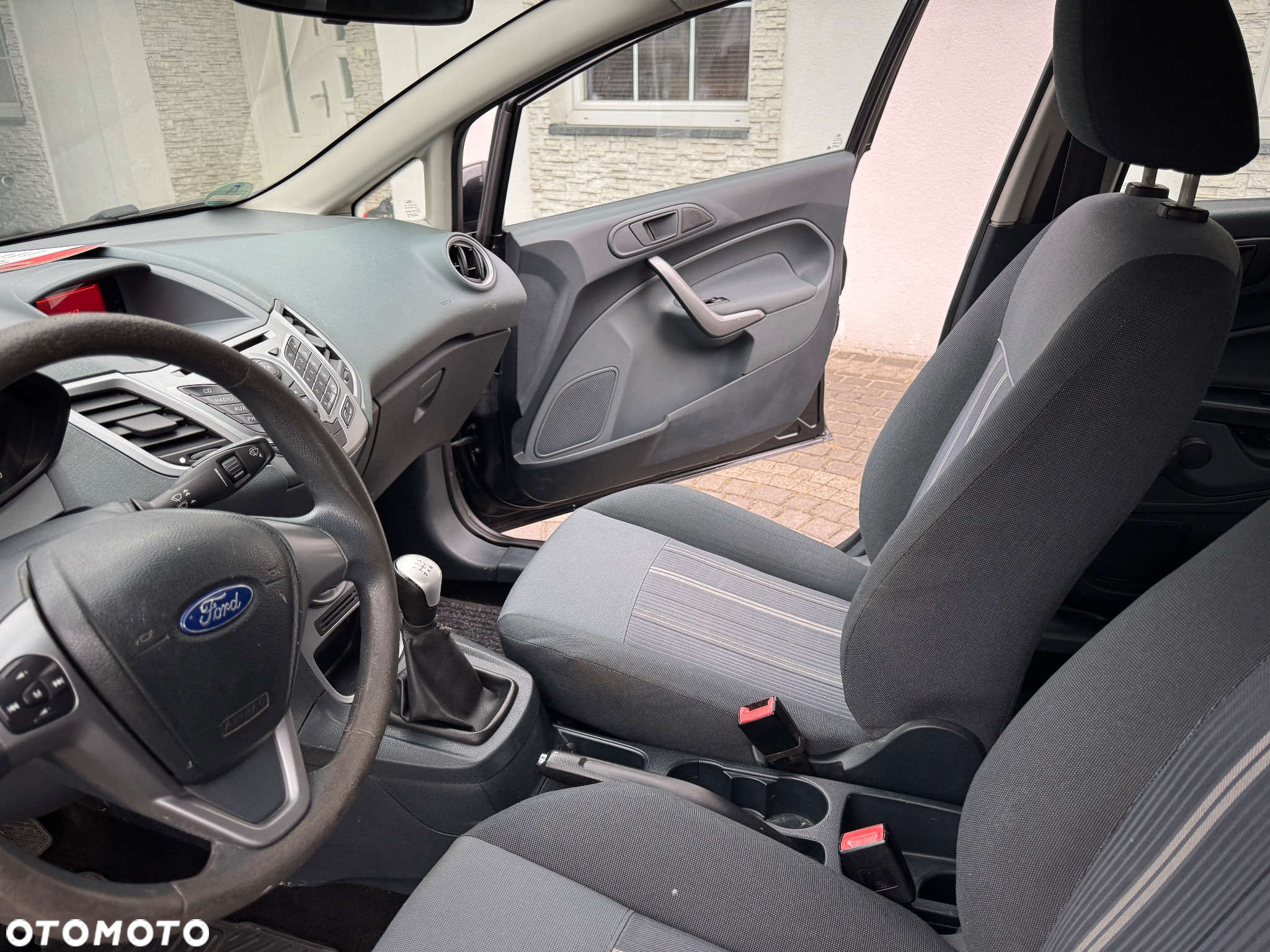 Ford Fiesta 1.25 Ambiente EU5 - 11
