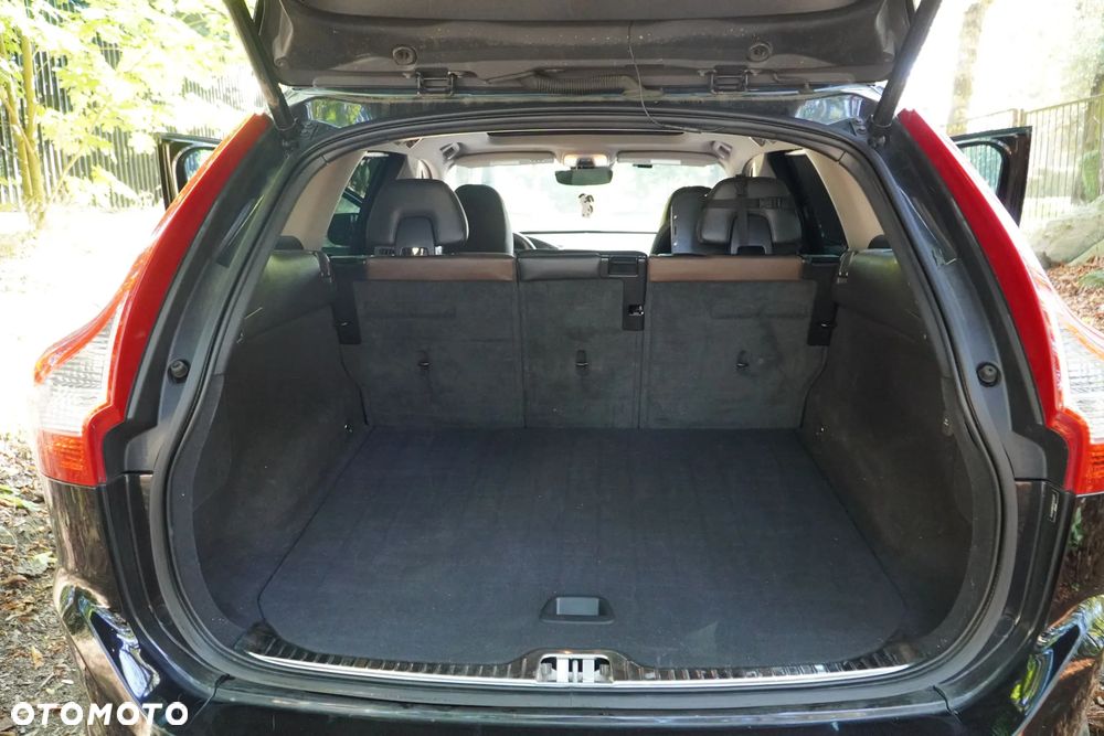 Volvo XC 60 - 10