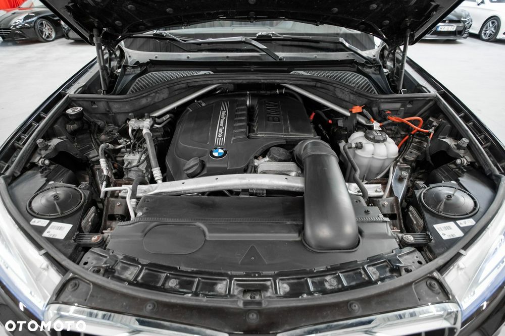 BMW X5 xDrive35i - 13