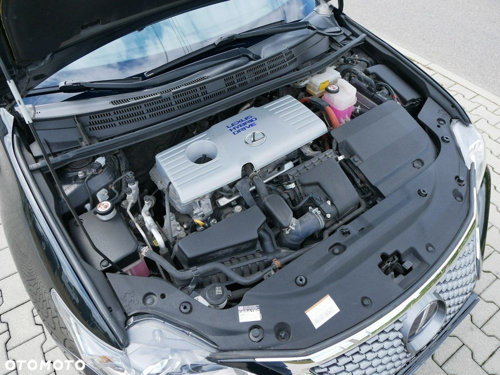 Lexus CT 200h - 29