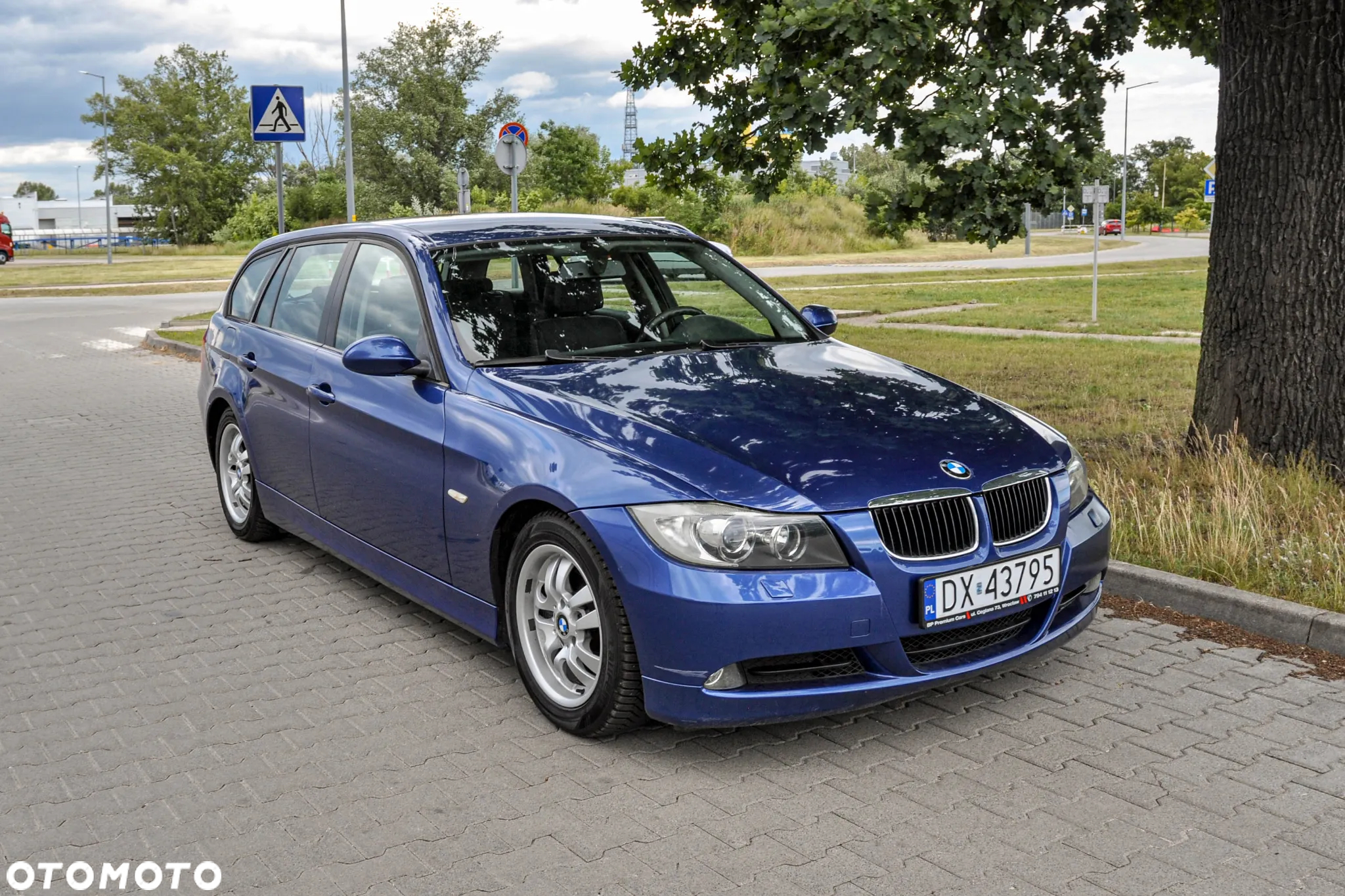 BMW Seria 3 320d DPF Touring - 6