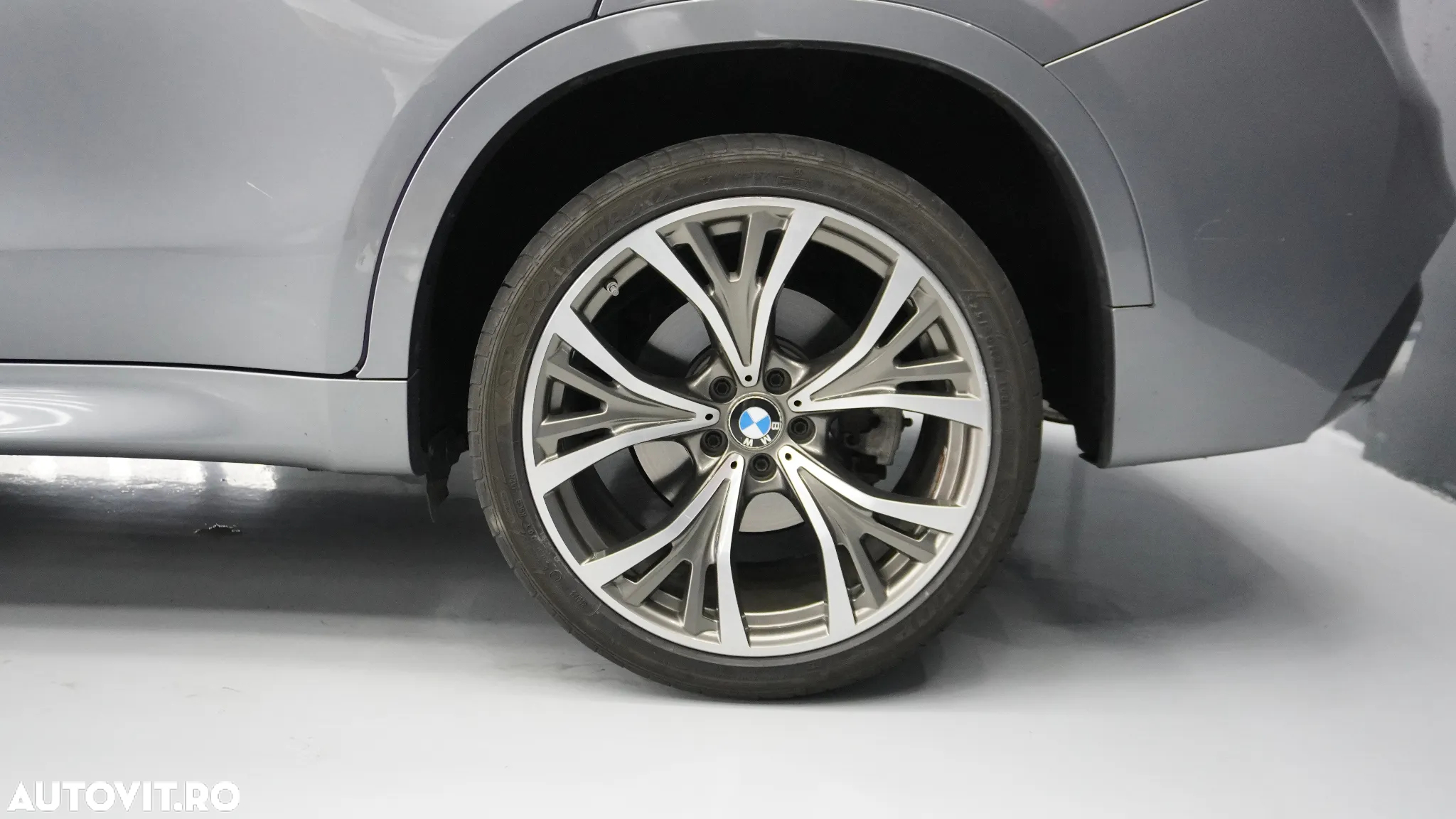 BMW X6 xDrive40d - 8