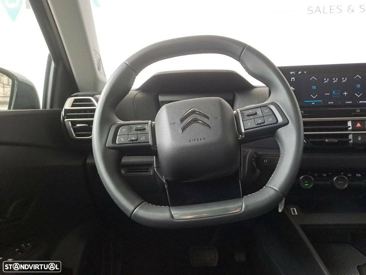 Citroën C4 X 1.2 PureTech Plus EAT8 - 12