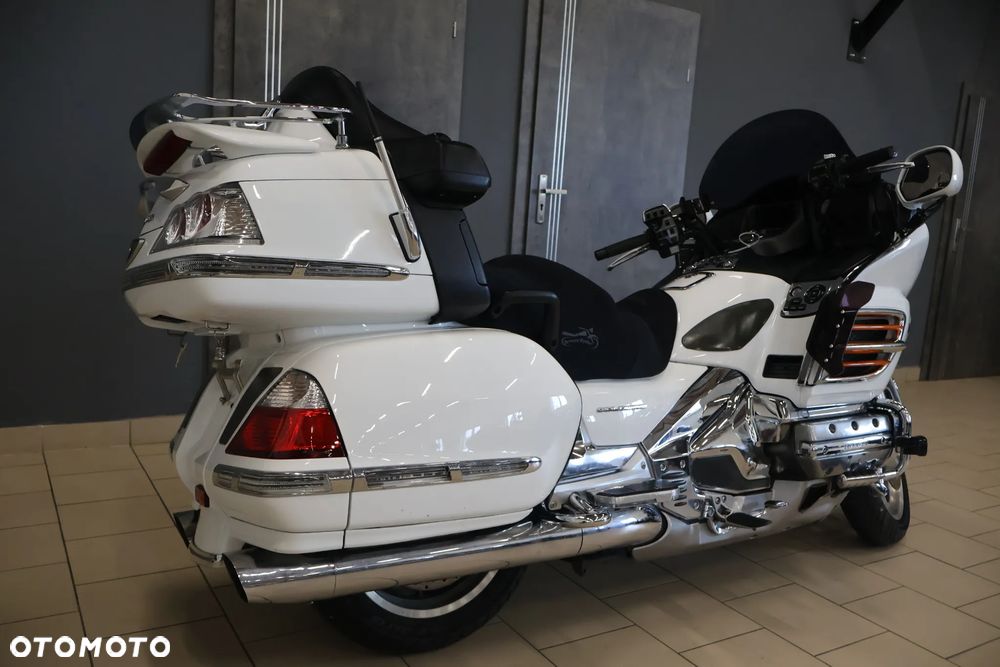 Honda GL - 13