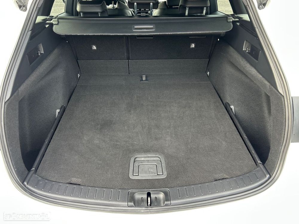 Toyota Corolla Touring Sports 1.8 Hybrid Comfort Plus - 10