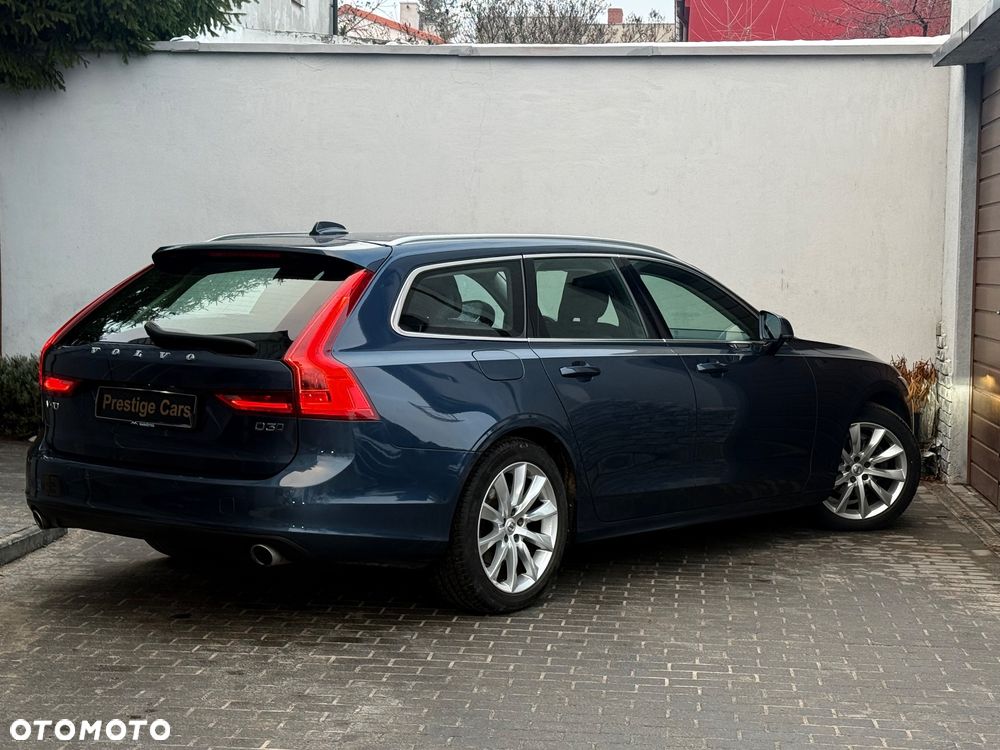Volvo V90 D3 AWD Geartronic Momentum - 28