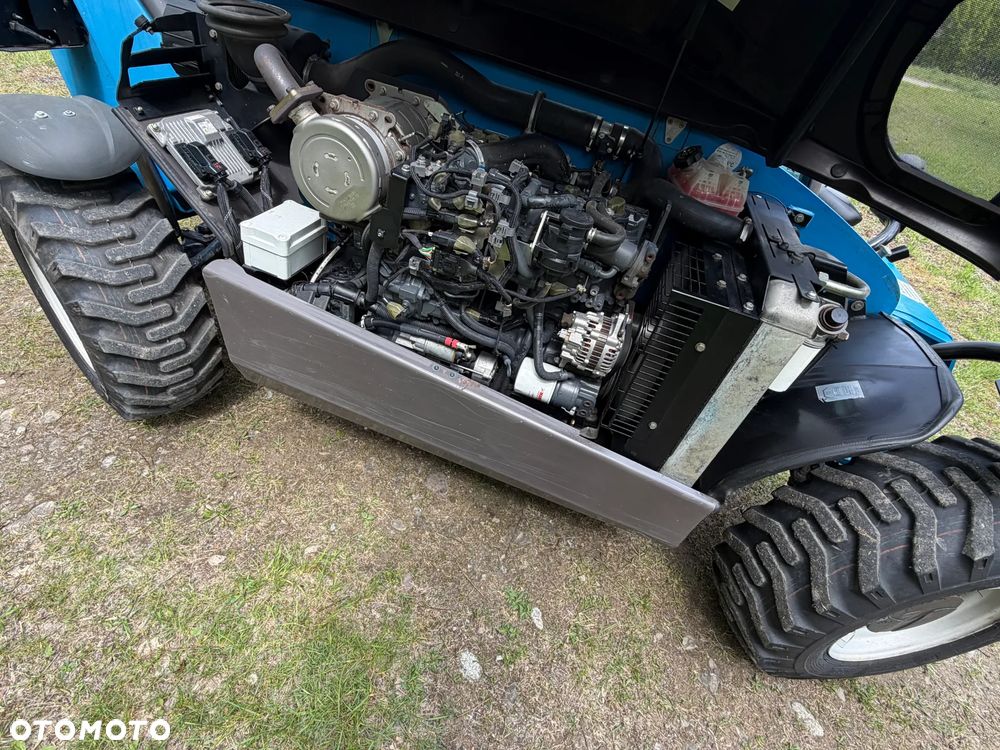 Manitou MT625H. Wersja COMFORT lepsza od Easy!! Ładowarka Teleskopowa 6 metrów Wysuw. Udźwig 2,5tony. Jak Nowa z Salonu. Pochodzi z Gospodarstwa Norweskiego! 2017rok. przebieg tylko 3200mtg. Silnik Kubota 4cyl. Mocny 80 Km. ZERO ZUŻYCIA ORYGINAŁ. Bez luzów i wycieków. Aktualna DEKRA BMWT. Mała Gabarytowo a Bardzo wydajna maszyna. Opony Nowe! Szybka wolna jazda. 3tryby skrętu! Zadbany sprzęt. Okazja - 5