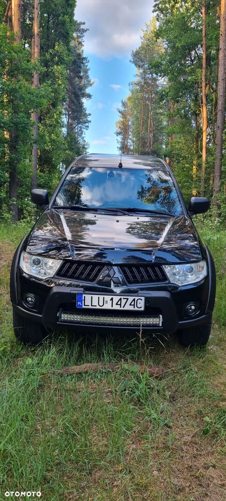 Mitsubishi L200 2.5 DID DC Intense HP - 19