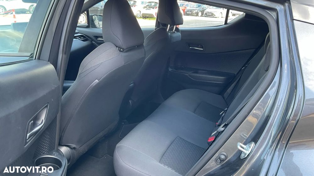 Toyota C-HR 1.8 HSD 122 CP 4x2 CVT Core - 17