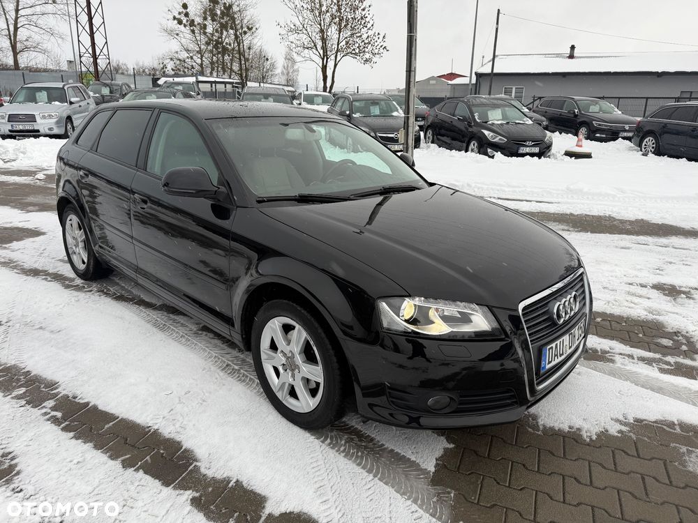 Audi A3 Sportback 1.6 TDI DPF S line Sportpaket - 14