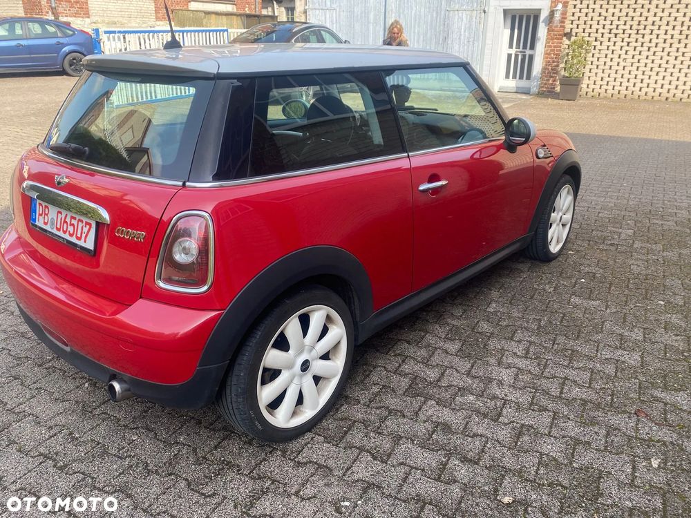 MINI Cooper Standard - 3