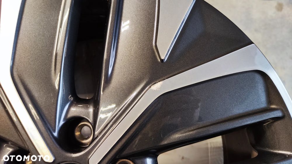 Kia EV6 21- Felga Aluminiowa 19 cali 7,5Jx19H2 ET 54,5 5x114,3 52910-CV110 - 3