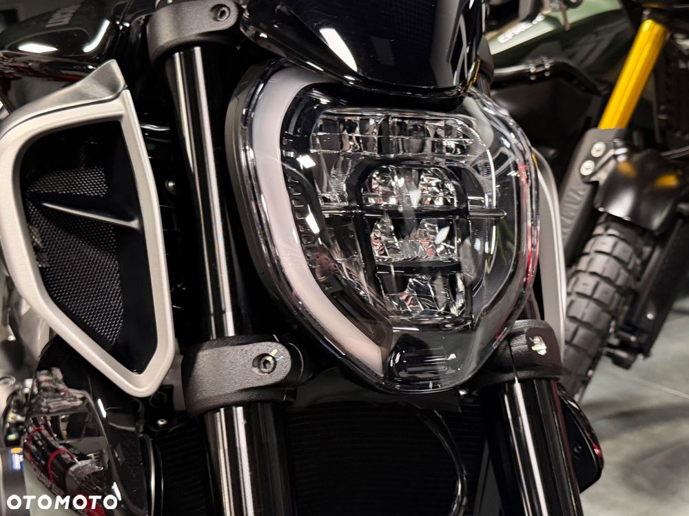 Ducati Diavel - 21