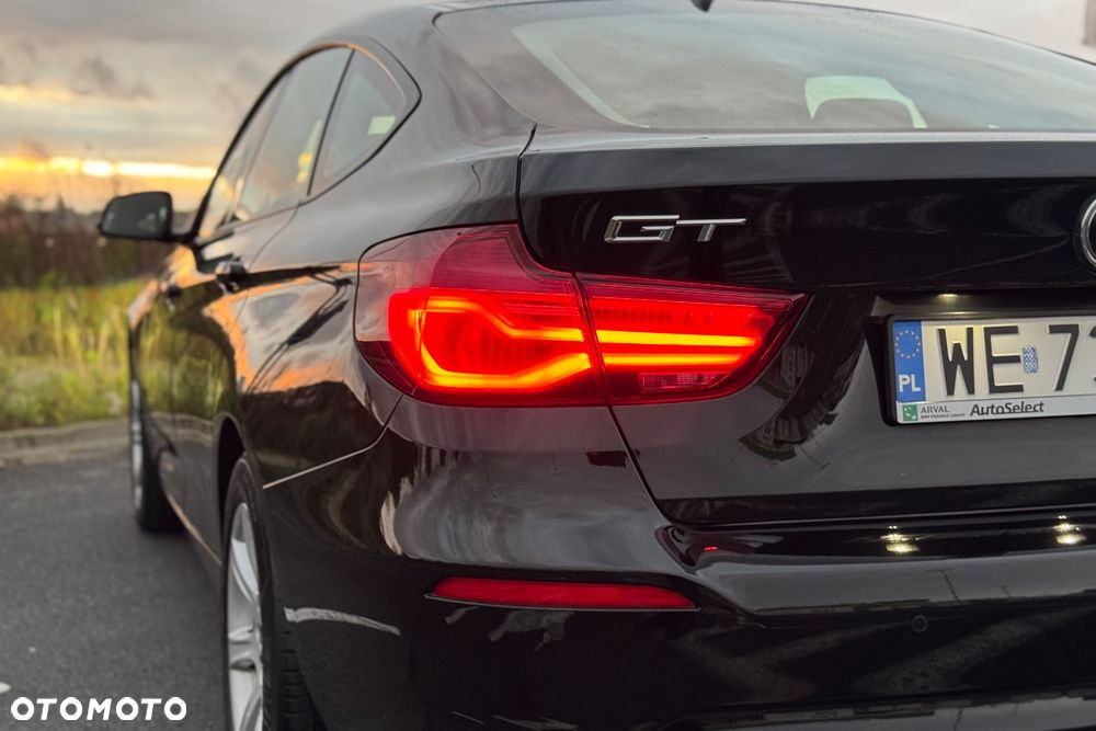 BMW 3GT 320i Advantage - 22