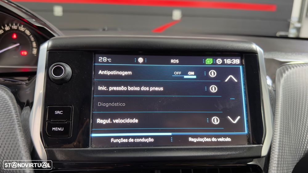 Peugeot 208 1.2 PureTech Allure - 24