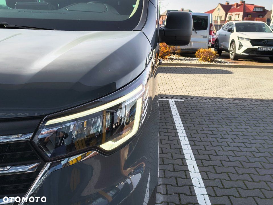 Renault Trafic - 9