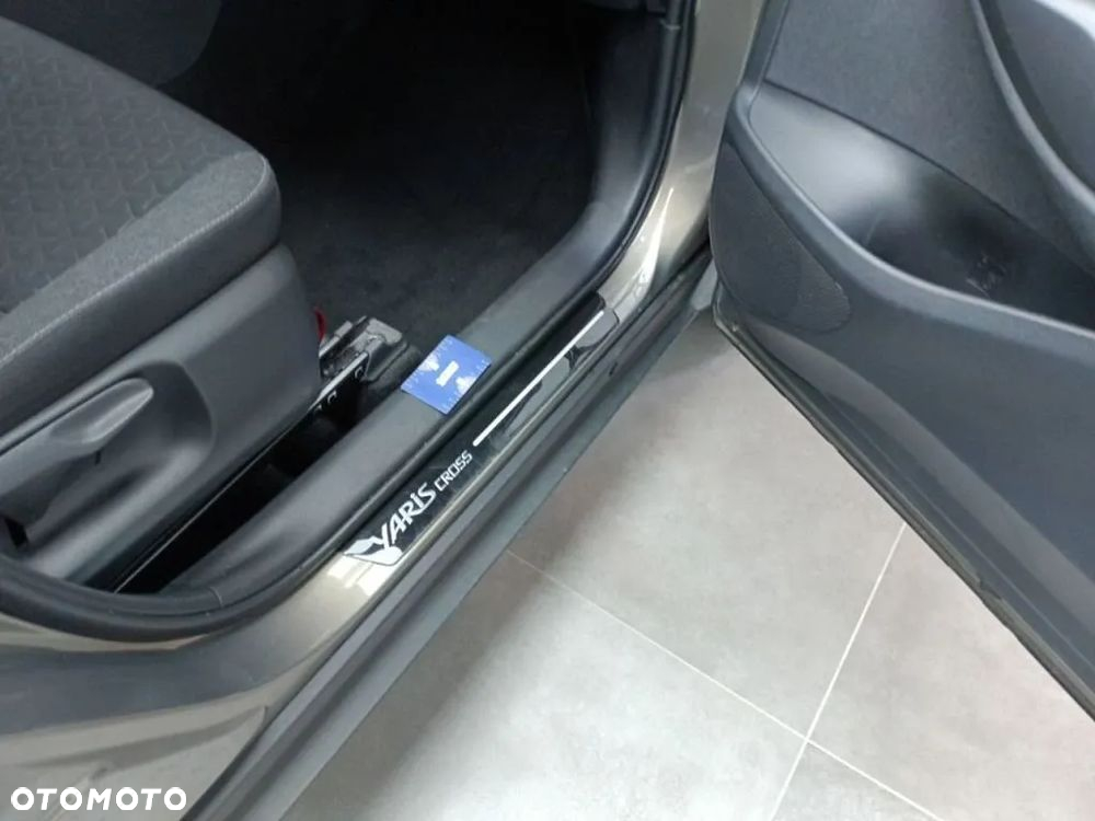 Toyota Yaris Hybrid 1.5 GR Sport - 16