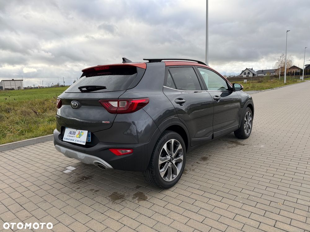 Kia Stonic - 5