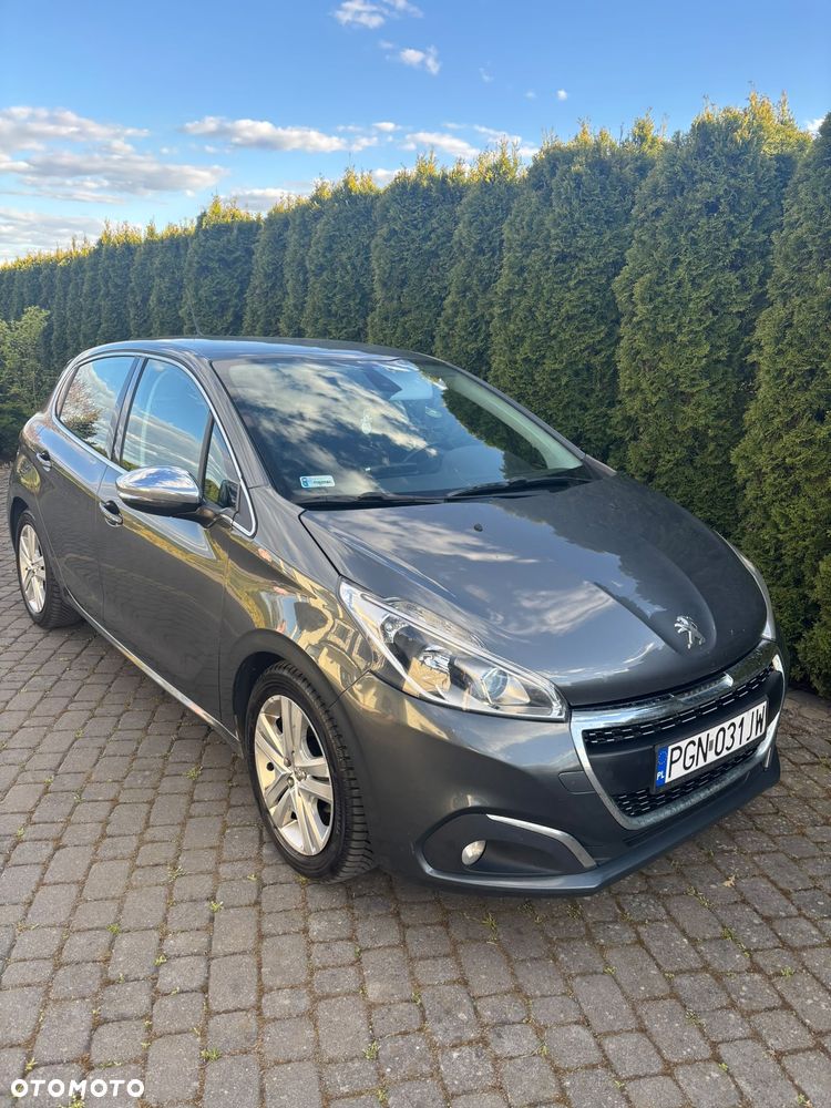 Peugeot 208 - 7