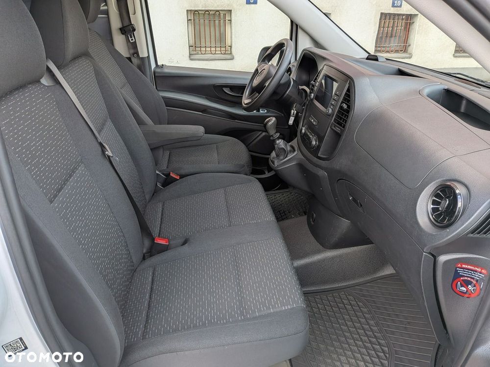 Mercedes-Benz Vito - 23