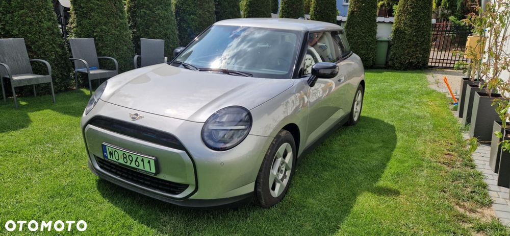 MINI Cooper E 40.7 Linia Essential - 1