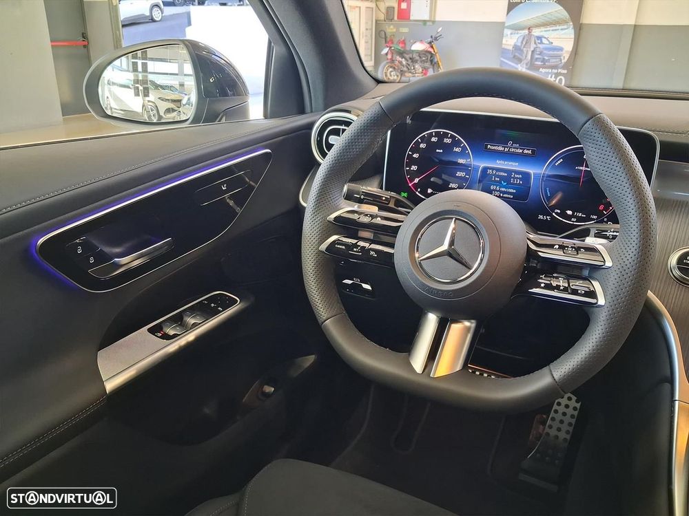 Mercedes-Benz GLC 300 e Coupe 4Matic - 16