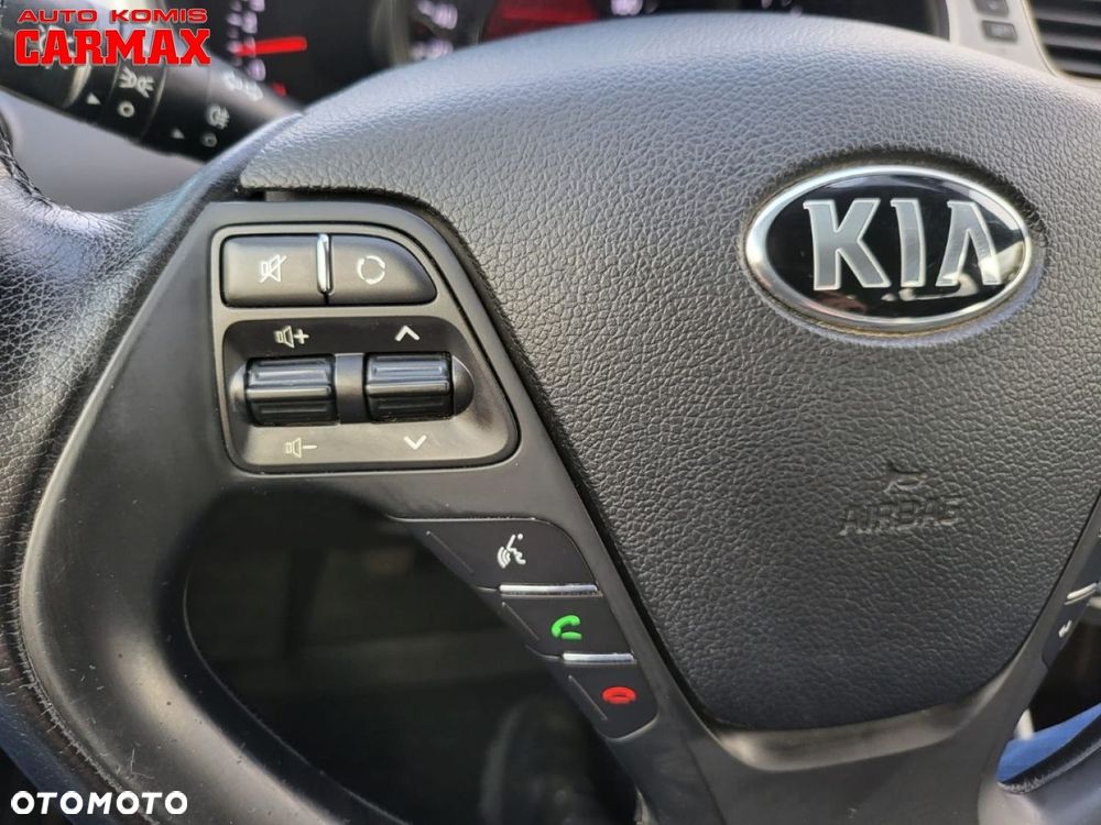 Kia Ceed - 13