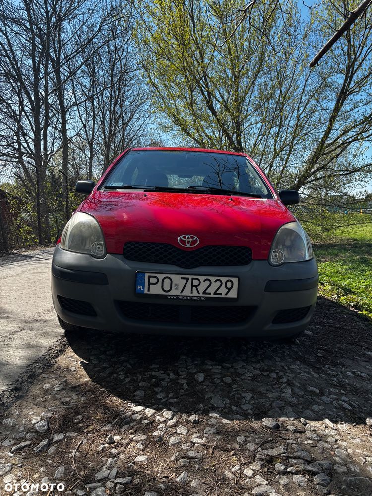 Toyota Yaris - 1