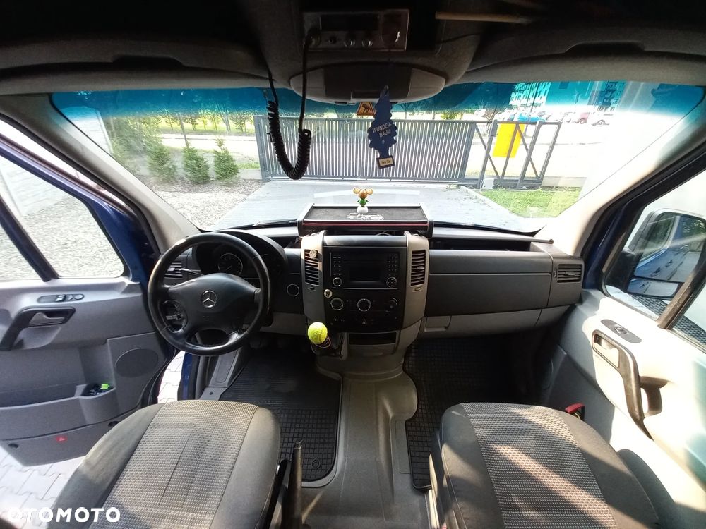 Mercedes-Benz Sprinter 319 3.0 V6 - 3