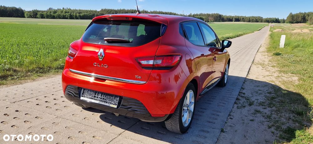 Renault Clio TCe 90 Limited - 13