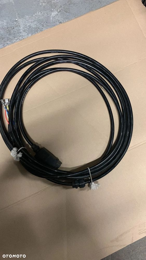 Przewód połączeniowy zawieszenie pneumatyczne kabel zasilający Wabco Ecas 6m 4493820600