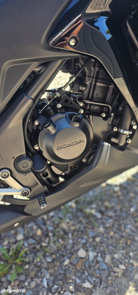 Honda CBR - 9