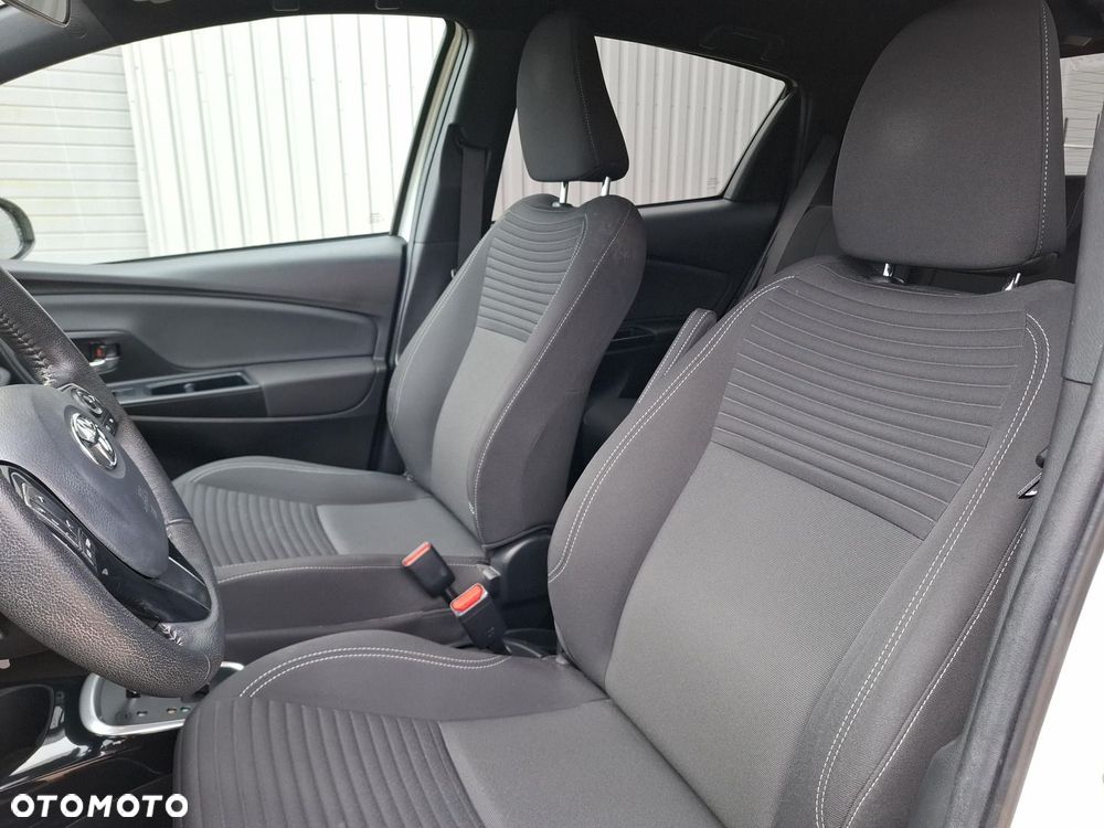 Toyota Yaris - 14