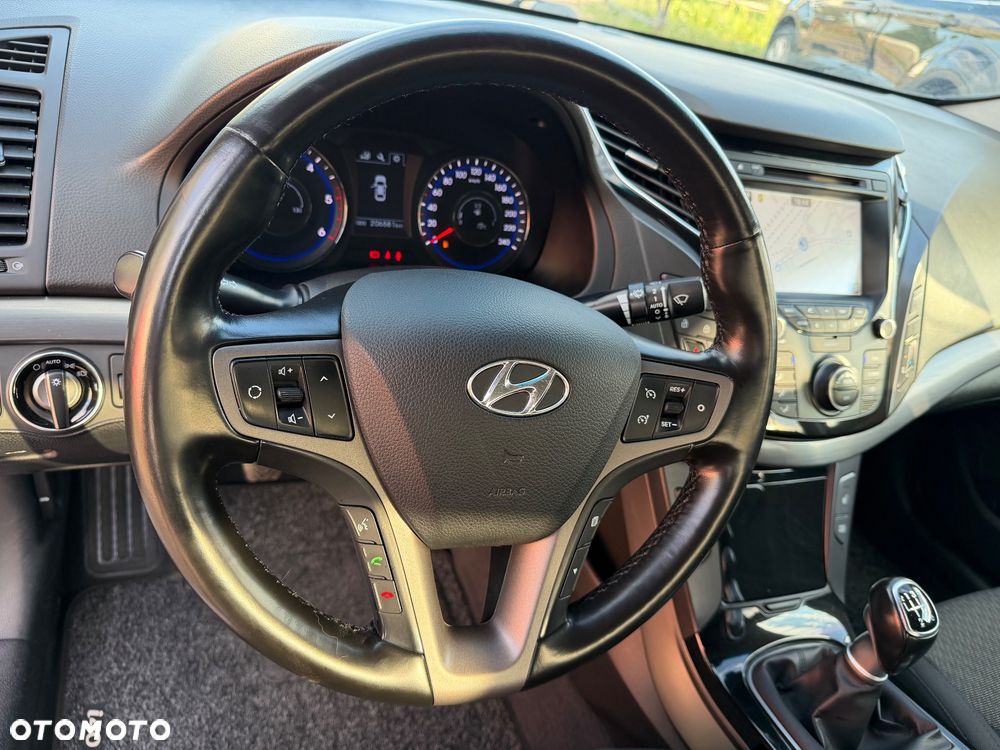 Hyundai i40 1.7 CRDi BlueDrive Business - 24