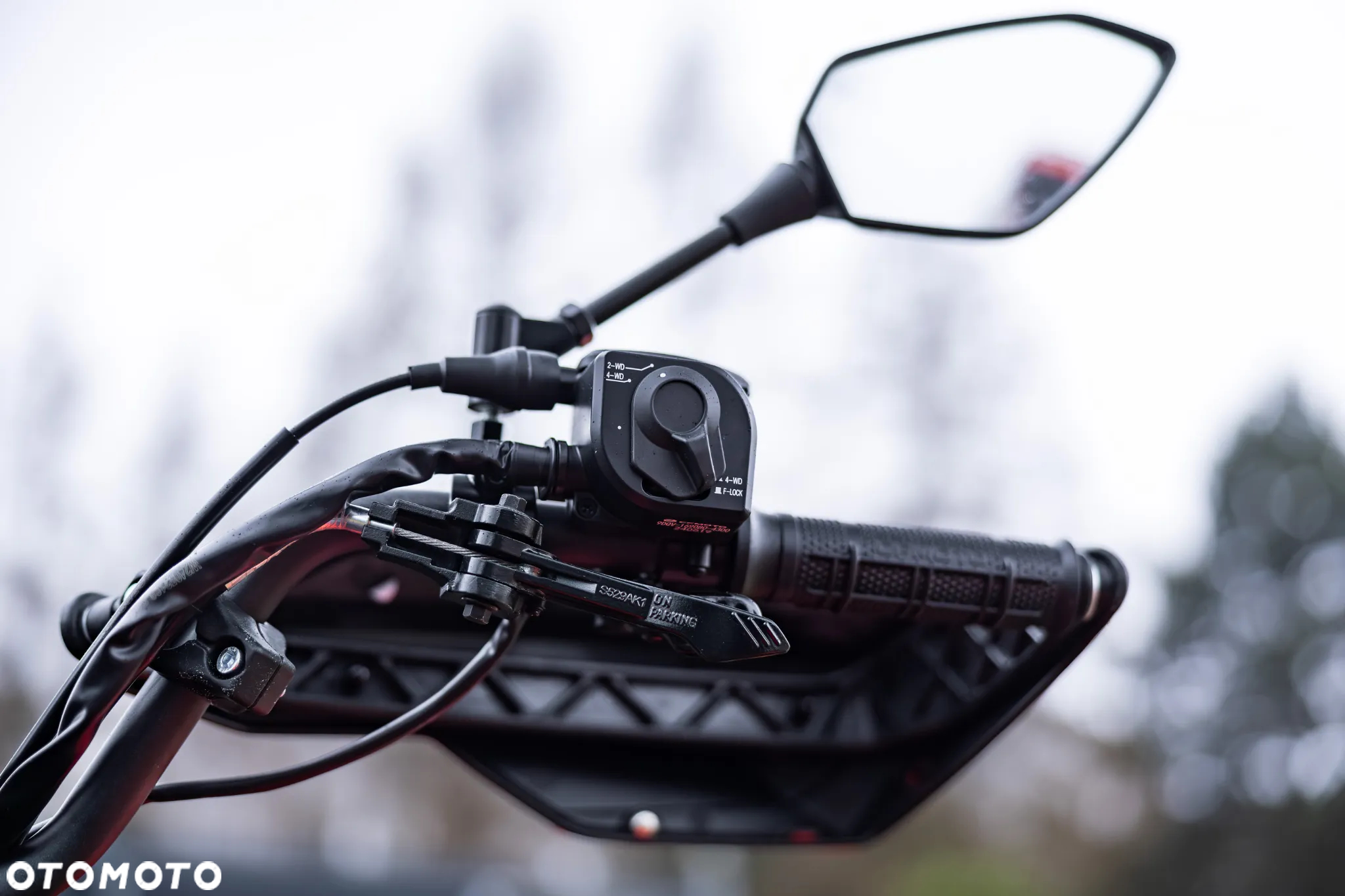 CFMoto CForce - 12