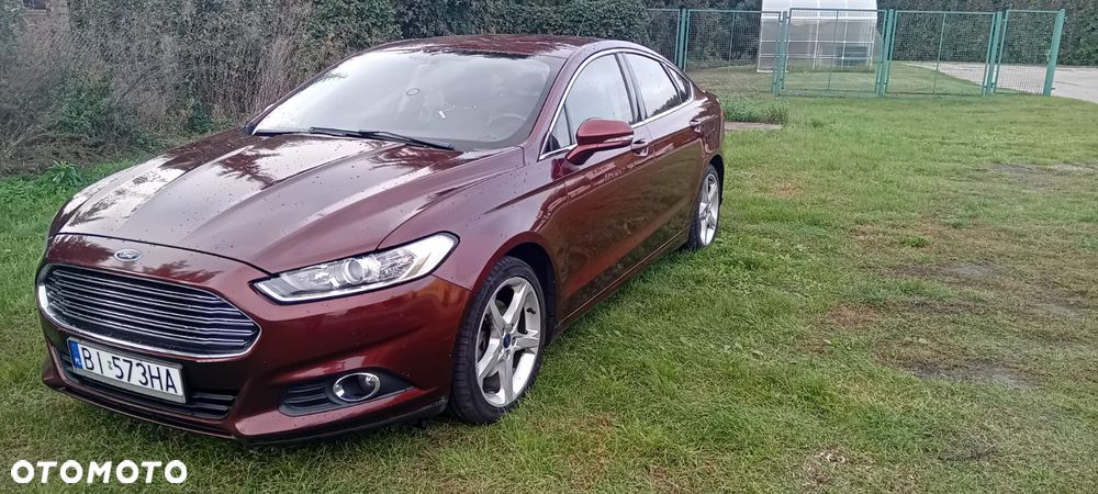 Ford Fusion - 12