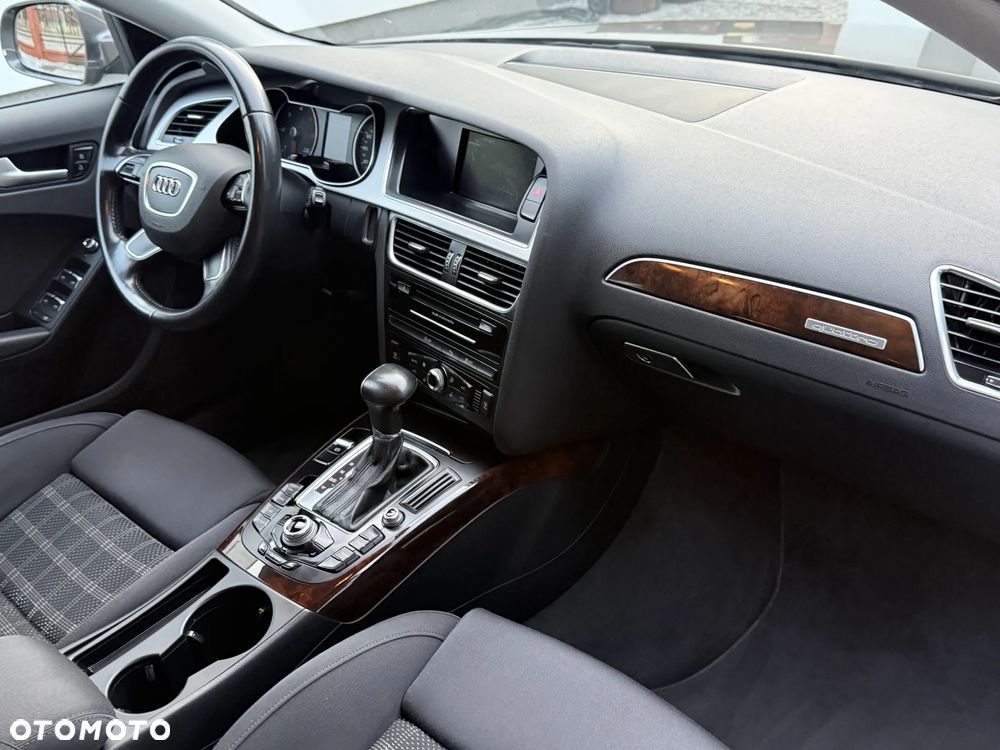 Audi A4 Avant 2.0 TDI DPF clean diesel quattro S tronic Ambition - 10