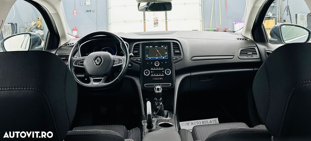 Renault Megane BLUE dCi 115 BUSINESS EDITION - 6