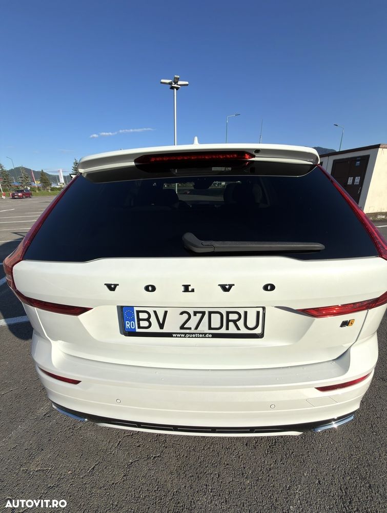 Volvo XC 60 B4 MHEV R-Design - 14