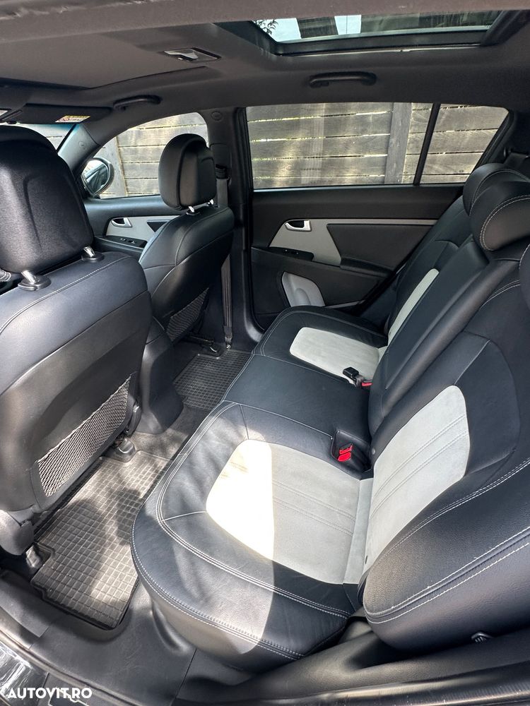 Kia Sportage - 8