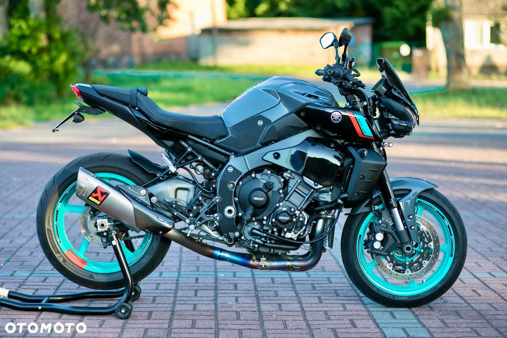 Yamaha MT - 5